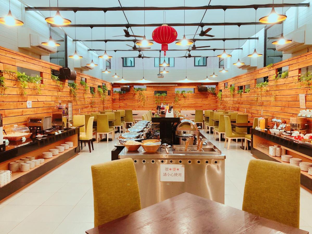 Wemeet Hotel Pingtung Eksteriør billede