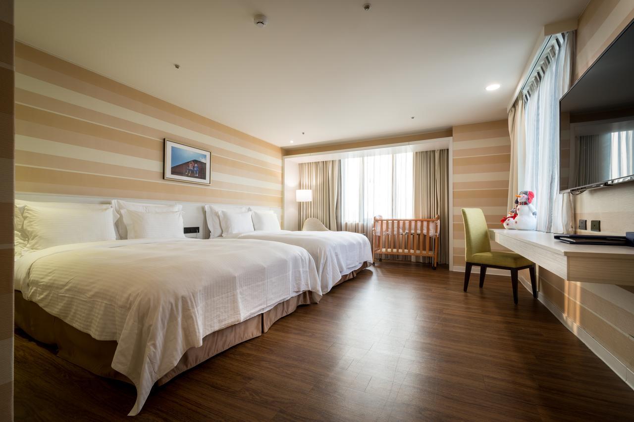 Wemeet Hotel Pingtung Eksteriør billede