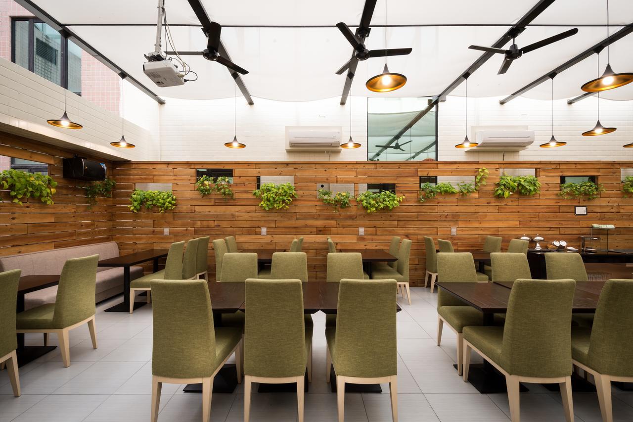 Wemeet Hotel Pingtung Eksteriør billede