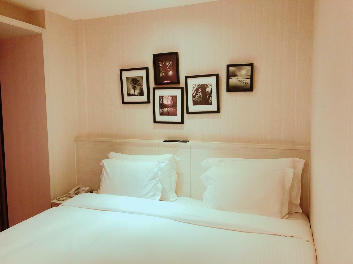 Wemeet Hotel Pingtung Eksteriør billede