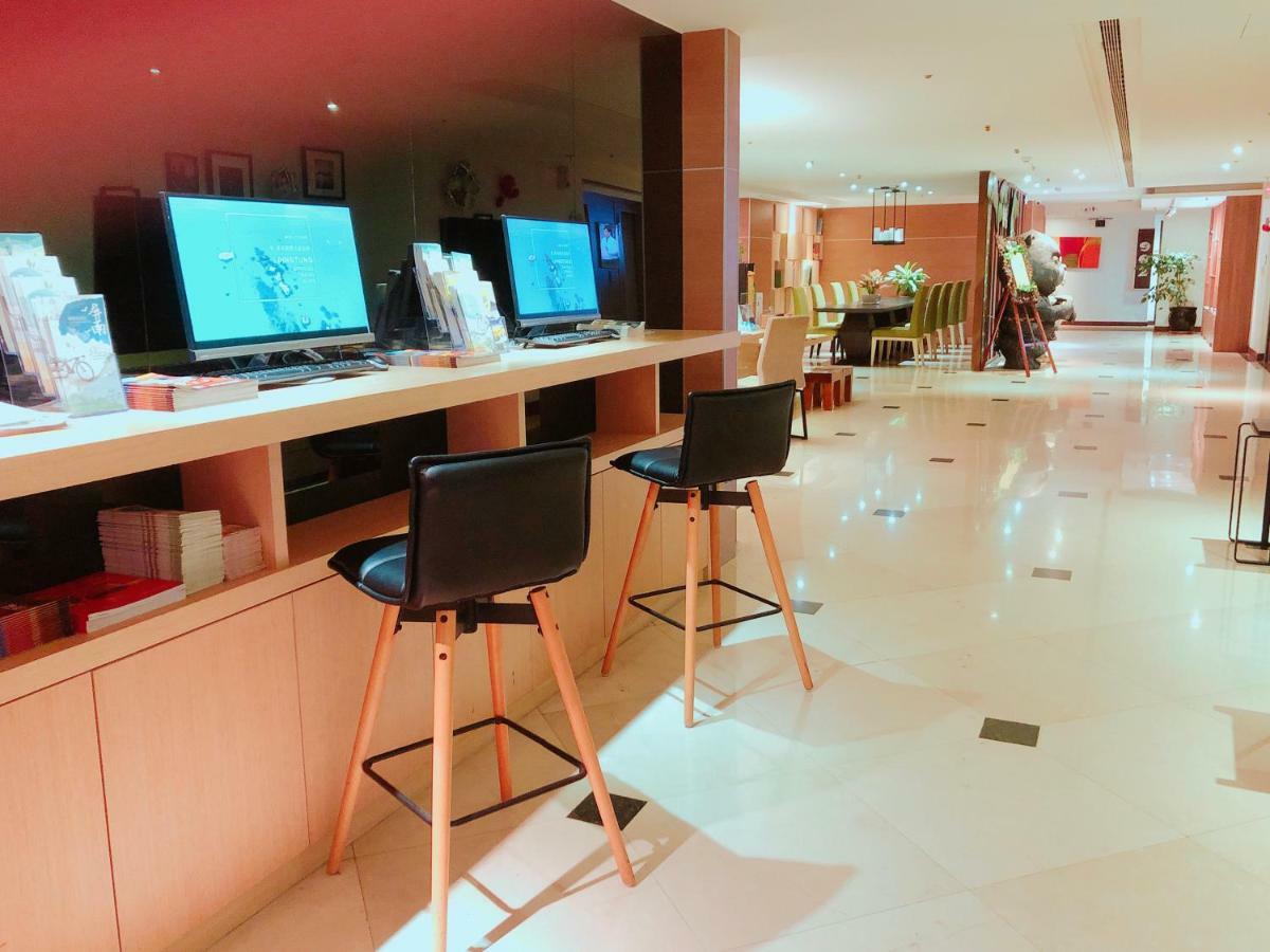 Wemeet Hotel Pingtung Eksteriør billede